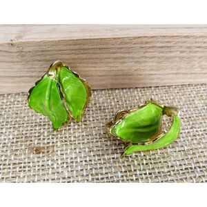 🌿 RARE AUTHENTIC VINTAGE SIGNED GIOVANNI LIME ENAMEL EARRINGS 🌿